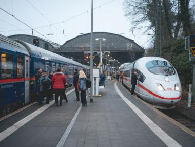 Първият нощен влак между Брюксел и Берлин потегли