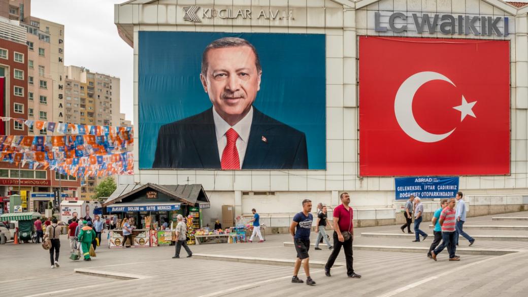 Турците избират президент – Ердоган води в проучванията