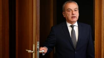 Няма време за бюджет. Правителството внася промени в удължителния закон