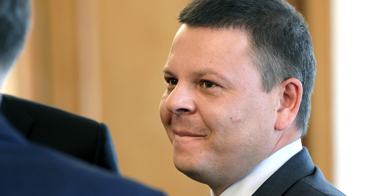 Министърът на транспорта Христо Алексиев не се безпокои, че три