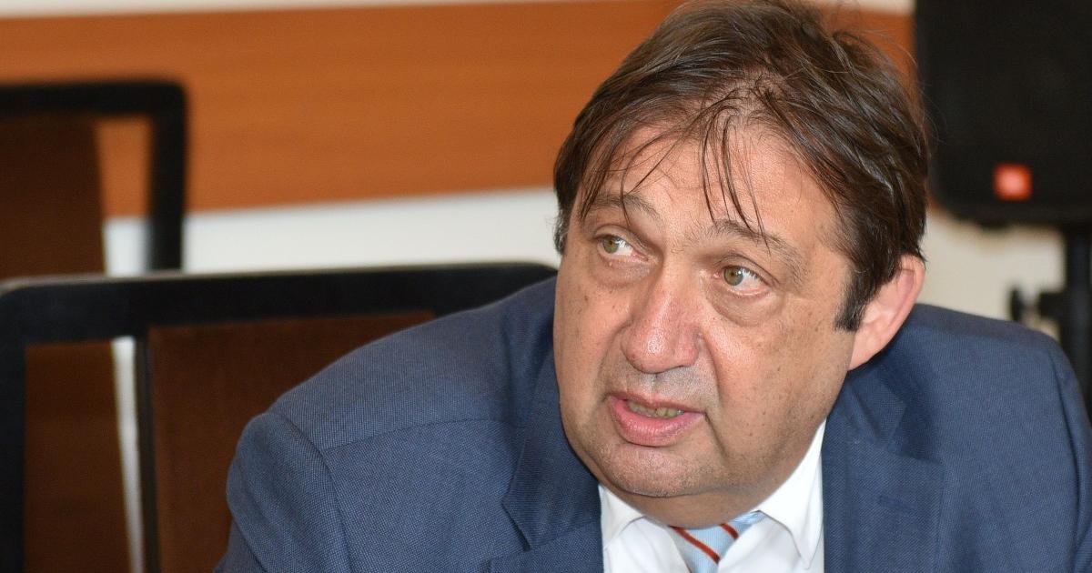 Регионалният министър Иван Шишков даде нов, пореден срок, в който