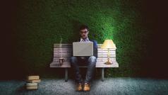 Писнало ли ви е от традиционна работа в часовете между