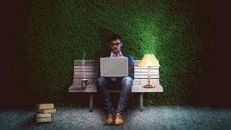 Странните професии, които онлайн средата създаде