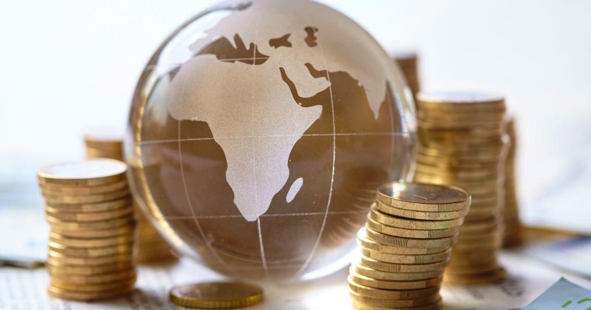 Със заплахата от безпрецедентна дългова криза в САЩ, която бързо