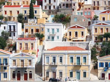 България или Гърция? Къде данъчната тежест при покупка на имот е по-малка?