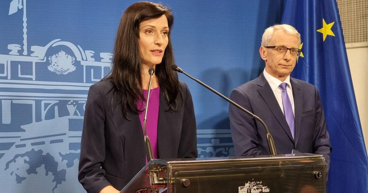 Николай Денков и Мария Габриел обявиха официално имената на министрите