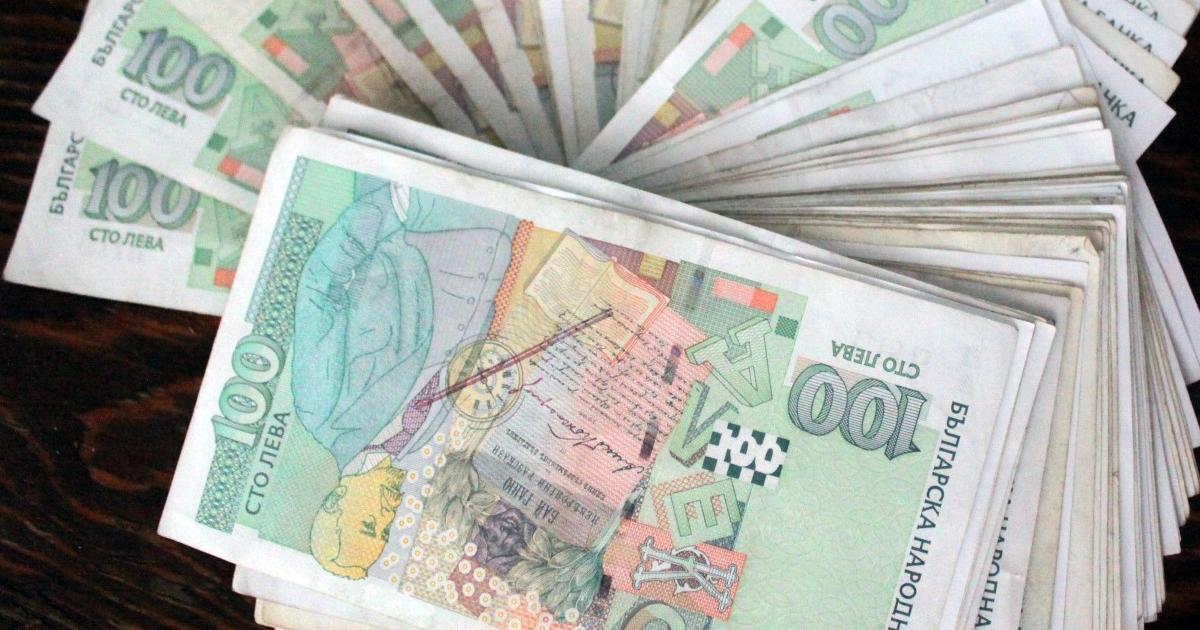 Политическата криза продължава да държи бюджетната процедура в безпрецедентна ситуация.