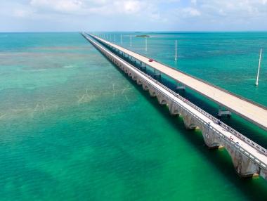 Отвъдморската „плаваща“ магистрала на САЩ (снимки)