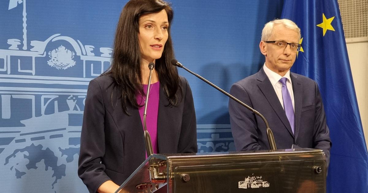 Президентът призова Денков да върне мандата неизпълненКато върховен главнокомандващ съм