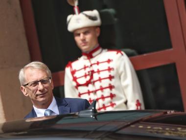 Ротационната коалиция вади „абсурдния“ бюджет на служебния кабинет