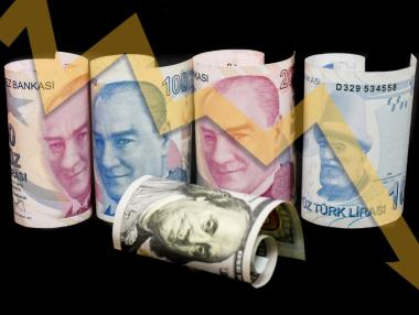 Турската лира се срина със 7% при отдавна невиждани разпродажби