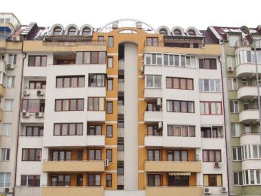 Вечерни новини: Продавачите на имоти са склонни на отстъпки; Без увеличение на минималната заплата