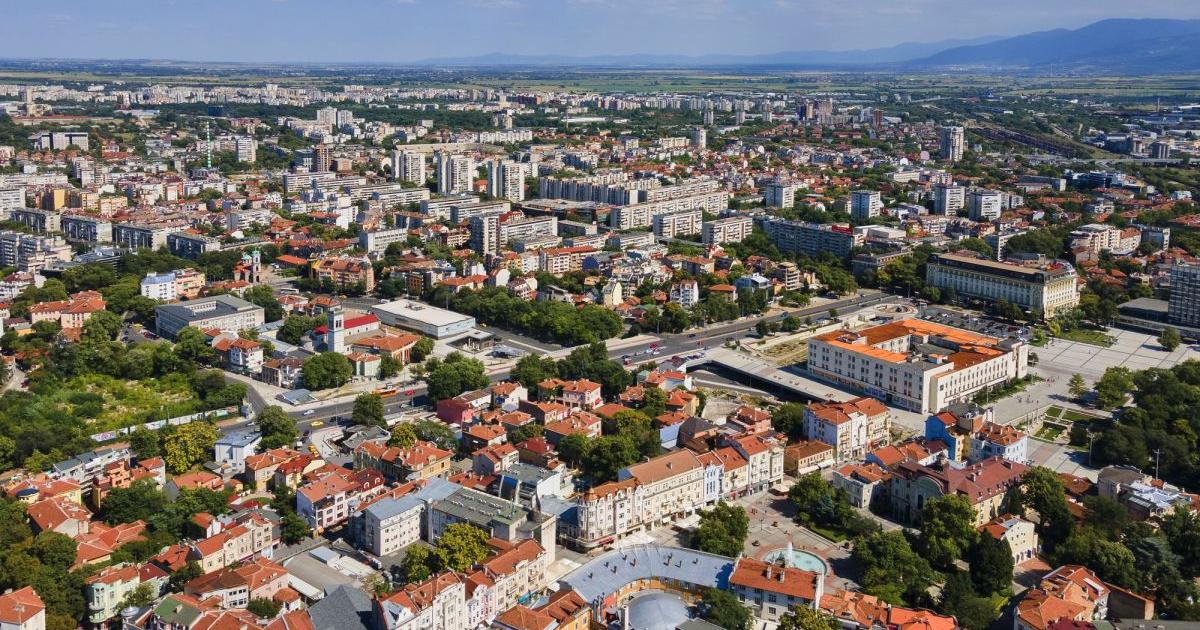 Близо 46% от жилищните сгради у нас са необитаеми към