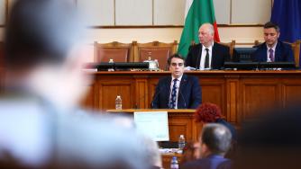 Депутатите одобриха на първо четене новото удължаване на бюджета