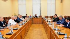 Таксиметровият бранш поиска от новия транспортен министър Георги Гвоздейков да