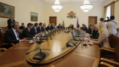 Редовният кабинет Денков отчуждава имоти за бъдещето строителство на автомагистралата