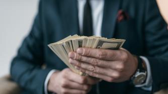 От кои държави бягат най-много милионери?