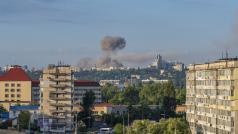 Разкъсваната от война Украйна търси до 40 милиарда долара за