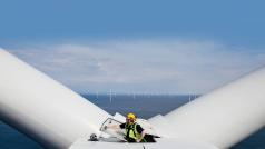 Най големият офшорен вятърен парк в Дания ще използва рециклируеми лопатки