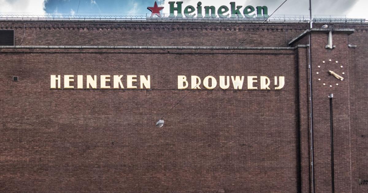 Пивоварите в Обединеното кралство намаляват алкохолното съдържание с цел борба