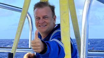 „Надпревара с времето“: Кои са хората на борда на изчезналата подводница „Титан“