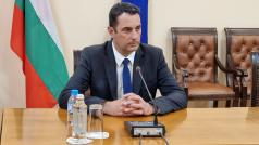 Обществената поръчка за доставка на 18 електрически маневрени локомотива която