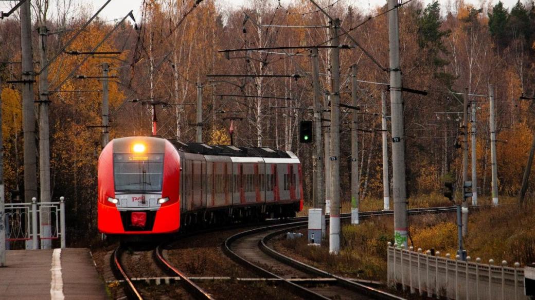 Гвоздейков прекрати и останалите мегапоръчки за нови влакове