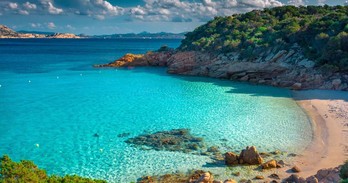 Това лято Сардиния въвежда редица ограничения за летовниците, включително входна