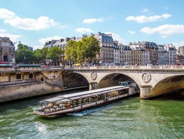 Париж ще инвестира 1.4 млрд. евро за почистване на Сена