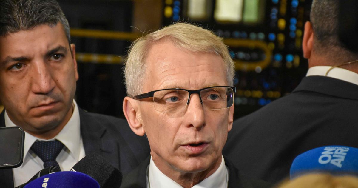 Няма нужда моята партия да ме призовава да си подам