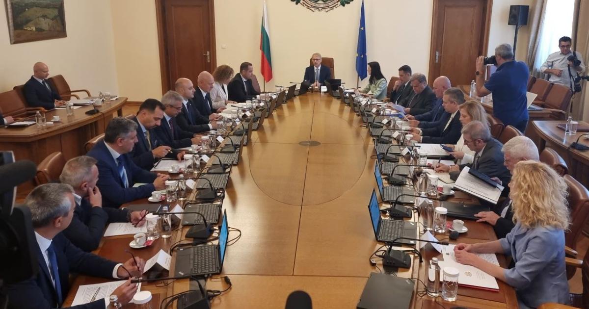 Министерски съвет е приел нов пакет от военна и военно-техническа