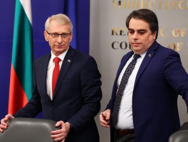 Василев отхвърли исканията на полицаите за по-високи заплати