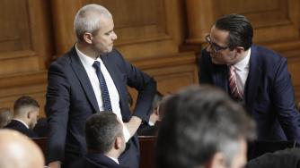 Вечерни новини: Без референдум за еврото; Всички срещу Василев заради арбитража