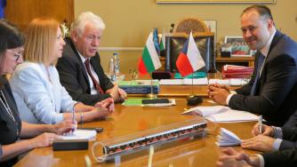 Столична община купува 8 метровлака Skoda