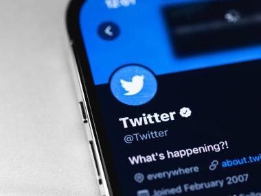 Twitter започва да плаща на своите потребители