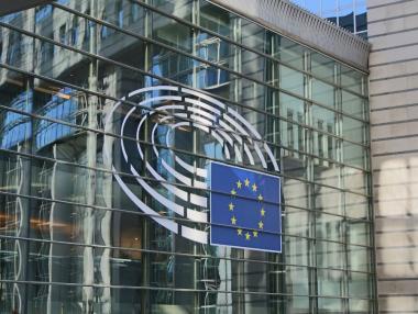 ЕК вдигна червен картон на България за техническите прегледи