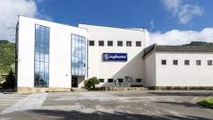 Българската фармацевтична група Софарма е сключила договор за поетапно придобиване