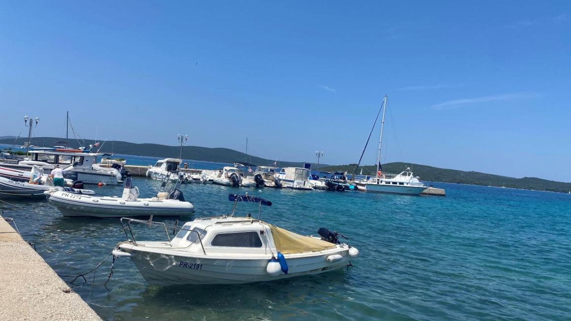 Галерия :: Снимка 2 :: Остров Углян – тихото хърватско бижу (галерия)}