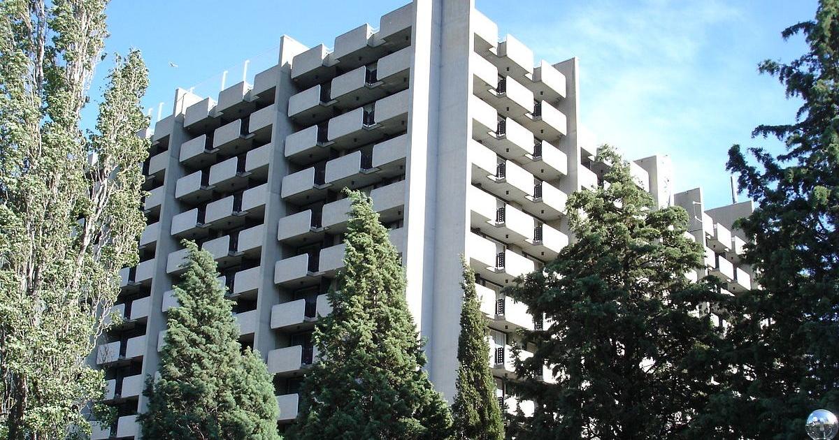 Офшорната компания Black Sea Property PLC обяви, че е подписала