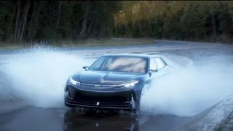 Възраждането на Saab? Прототипът Emily GT дава нов живот на марката