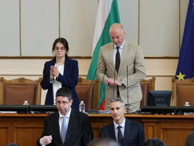 Депутатите изпратиха Петър Чобанов и Андрей Гюров в БНБ