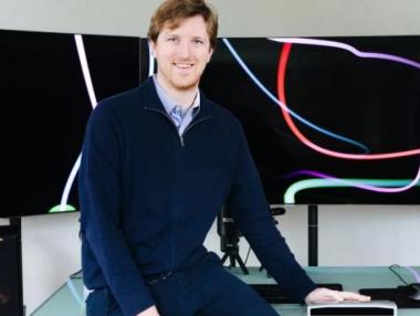 28-годишният милиардер, който стартира своя бизнес в гаража на родителите си