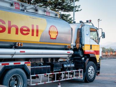 Печалбата на Shell се срина с 60% заради по-евтиния газ