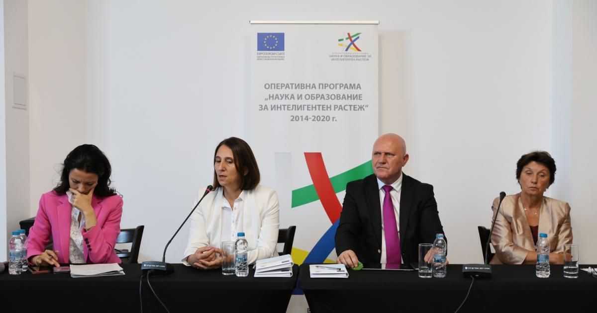 Министерството на образованието и науката (МОН) ще използва 1.3 млрд.