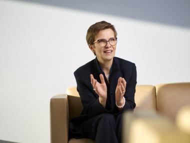 ЕЦБ трябва да бъде по-критична към банките в Европа