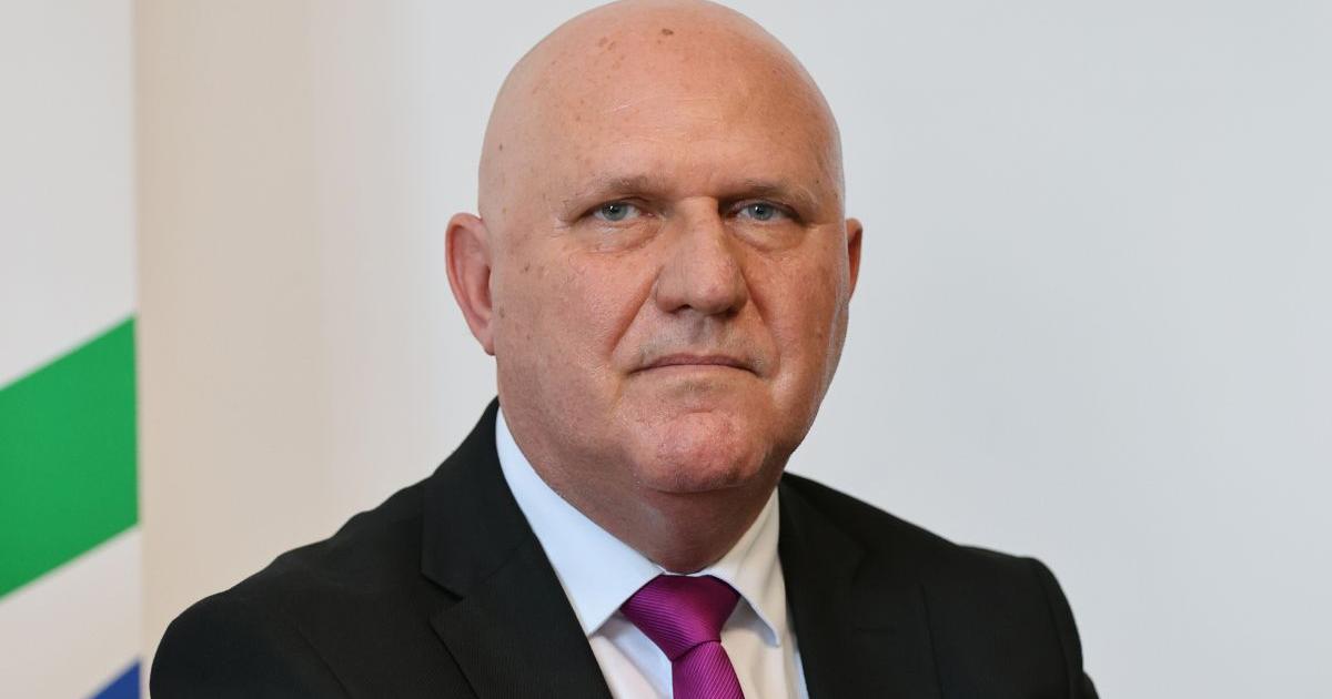 - Проф. Цоков, кои са Вашите основни цели като просветен