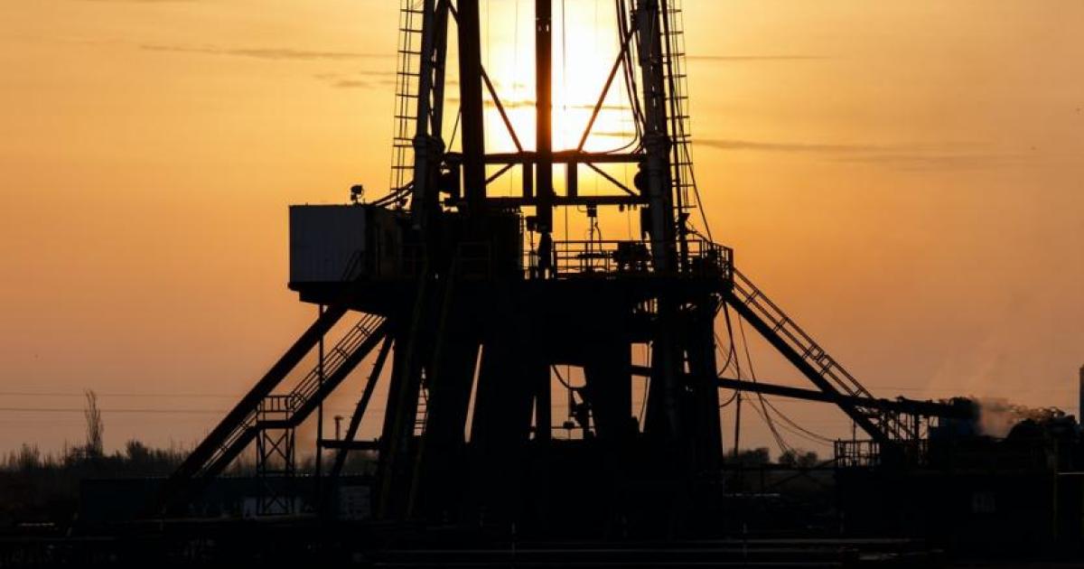 Саудитска Арабия удължава допълнителното доброволно съкращаване на производството на петрол