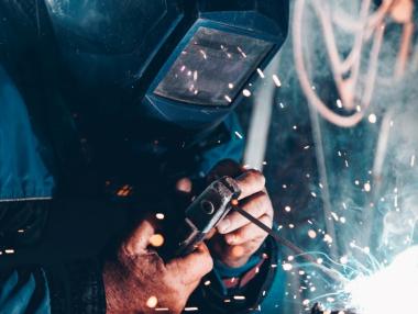 Въглеродната политика на Лондон заплашва тежката индустрия в страната