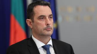 Правителството възражда „Хели Мед Сървиз“