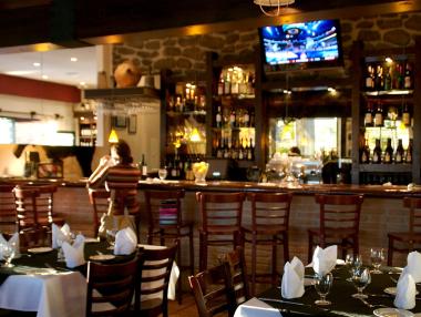 Промяна на правилата: Ресторанти в Барселона забраняват соло посетителите